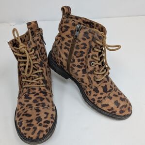 Billabong Cheetah Print Lace Up Orange Boots Size 8